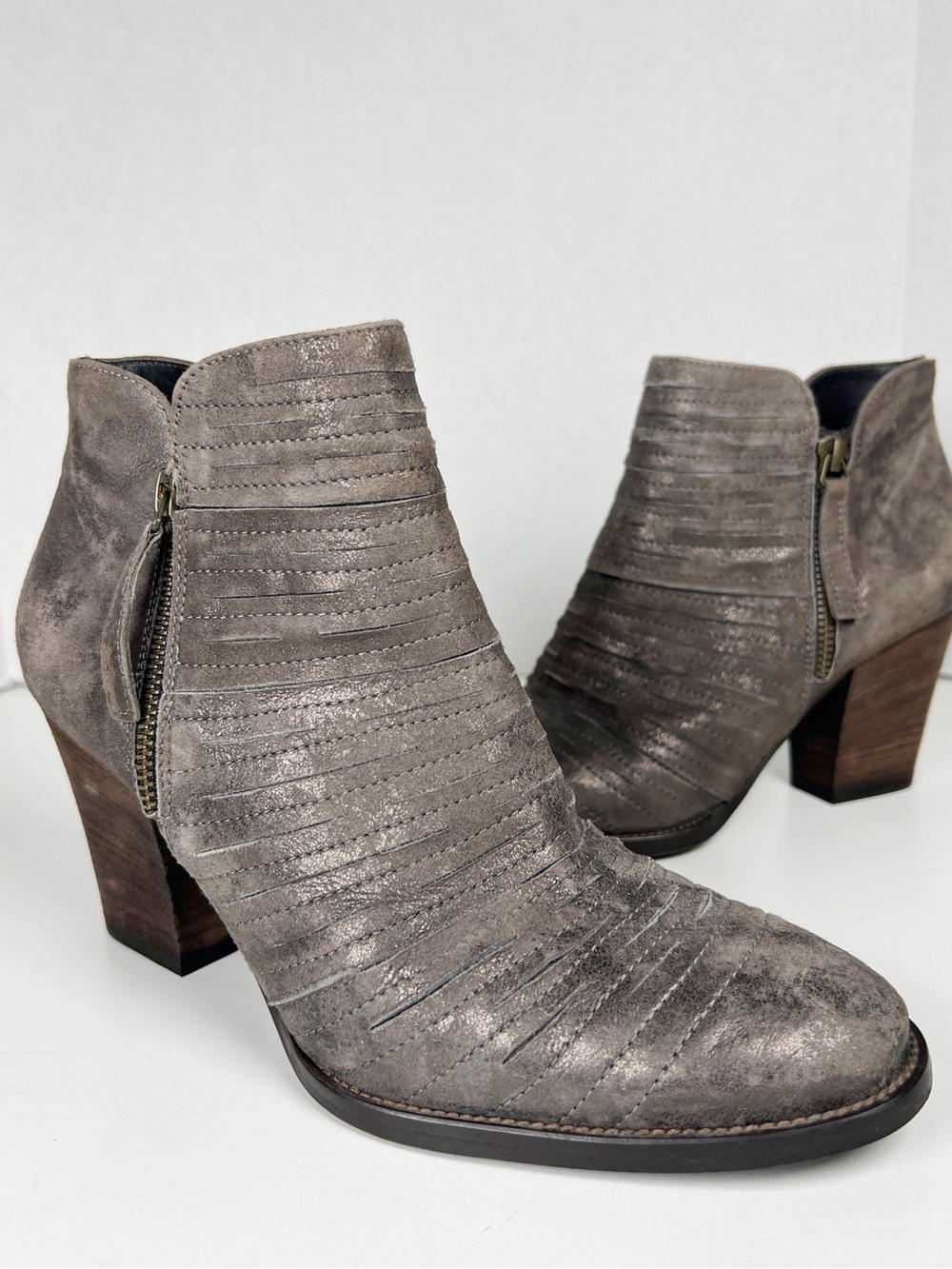 PAUL GREEN Women’s Size UK 5.5 /US 8 Metallic Gray Malibu Sliced Heel Ankle Boot